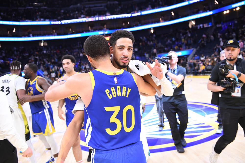 首次由美国 首次由美国